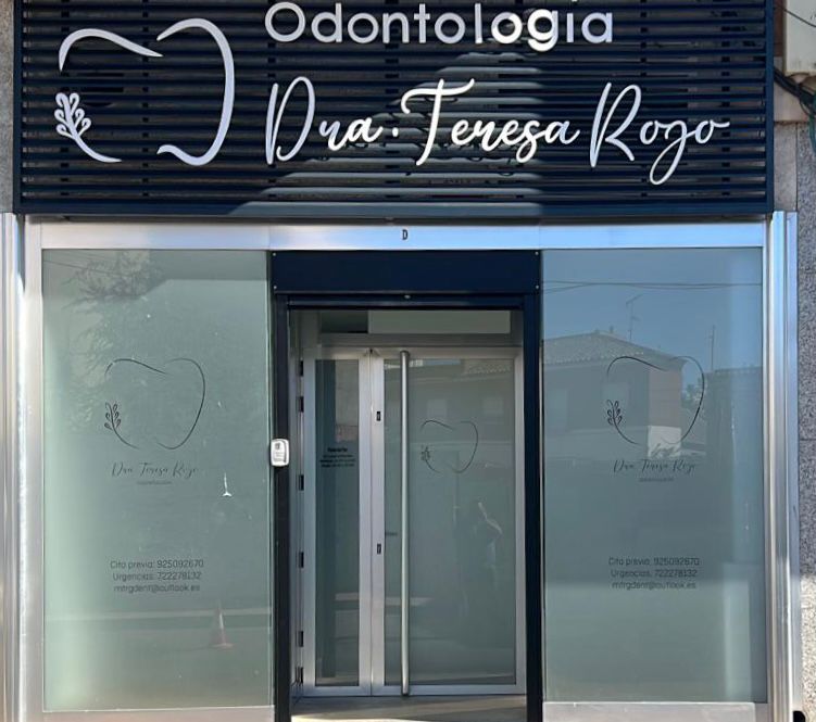 CLINICA DENTAL EN SONSECA DENTISTAS